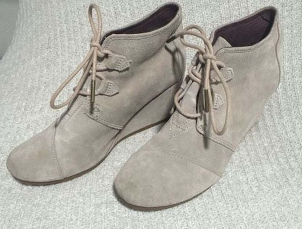 Toms Kala Wedge Bootie Tan Suede Lace Up Ankle Heels
